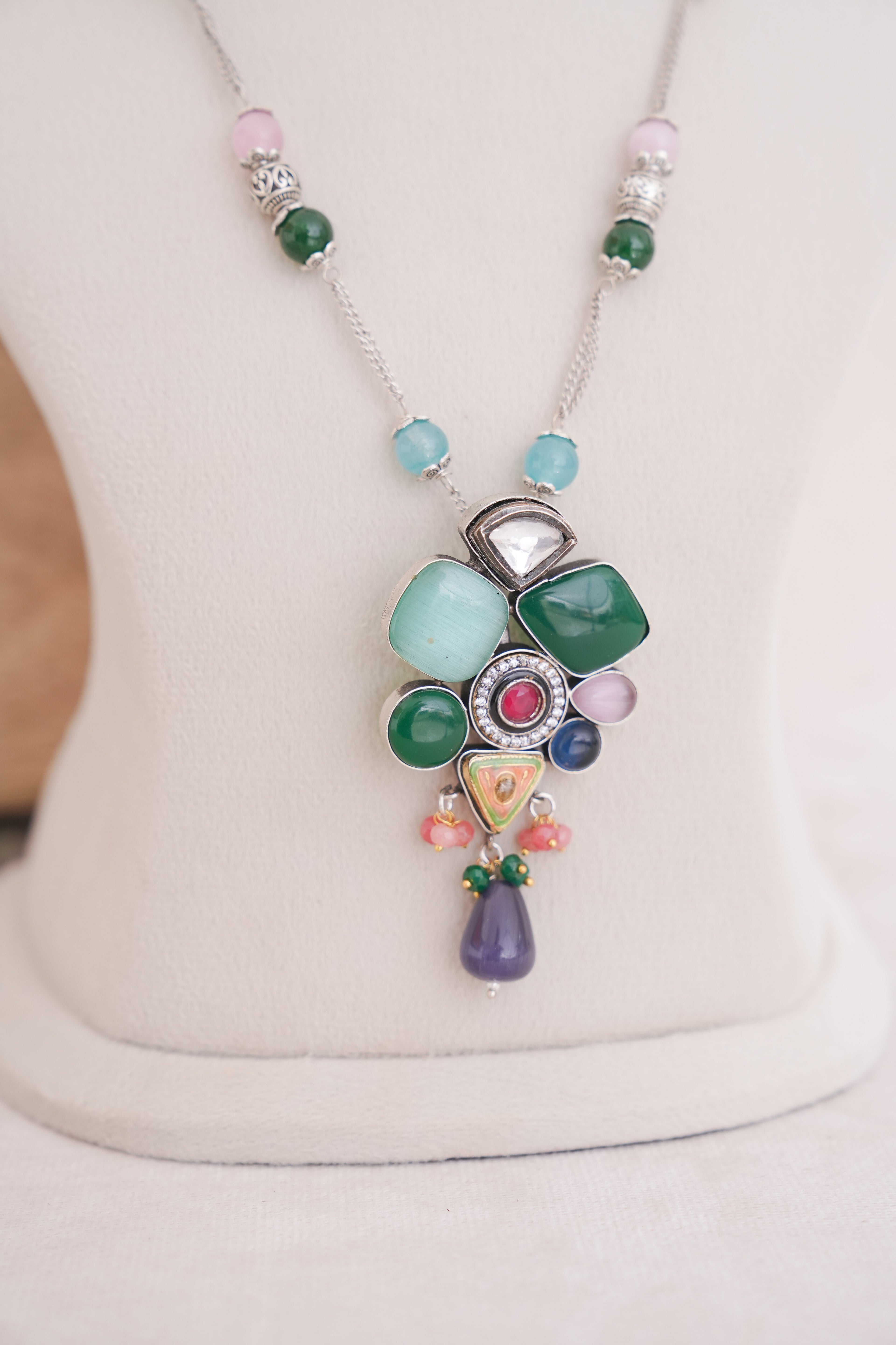 Verdant Reverie Pendant  Earring Set